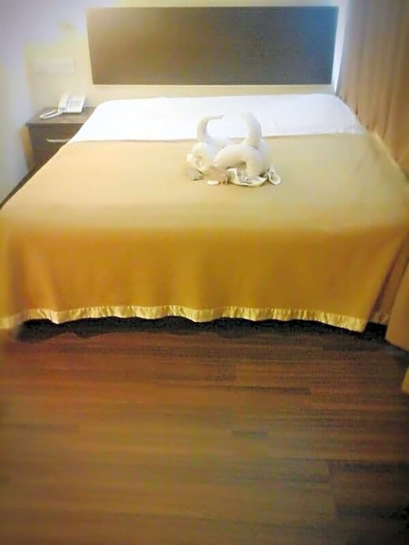 So Hotel