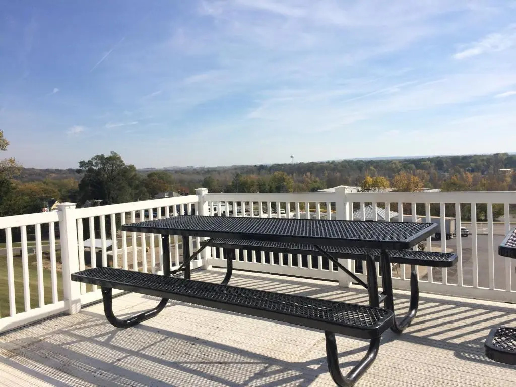 Balcony & Terrace