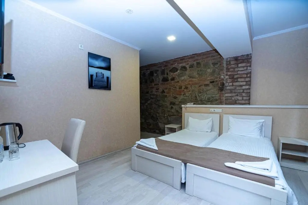 Tiflis Hotel - Chambres