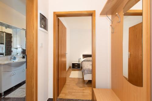 Отель Justic, фото 2