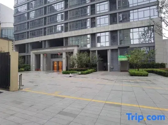 Shengji City Apartment (Huzhou Olympic Sports Center Wuyue Plaza)