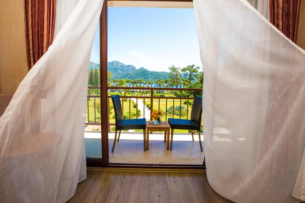 Fortezza Beach Resort - фото 7