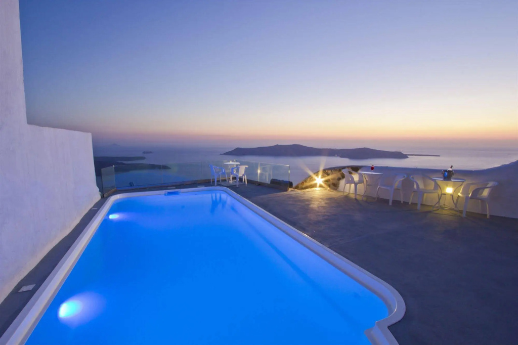 Beach & Waterfront