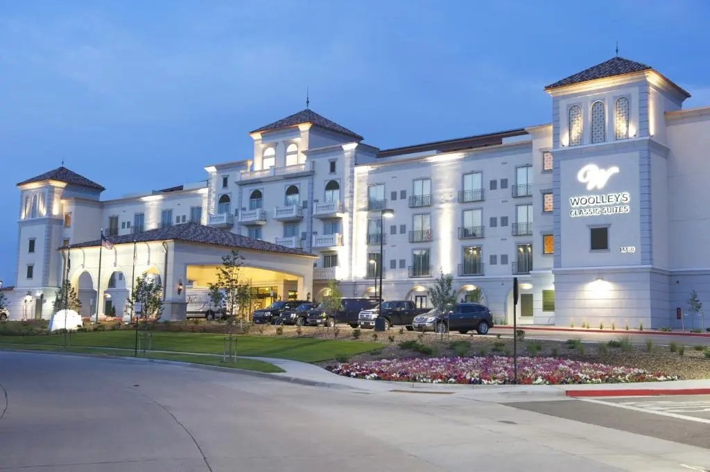 Woolley’s Classic Suites - Photo 1