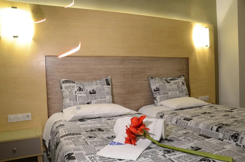 Standard Double room with balcony (full double bed)