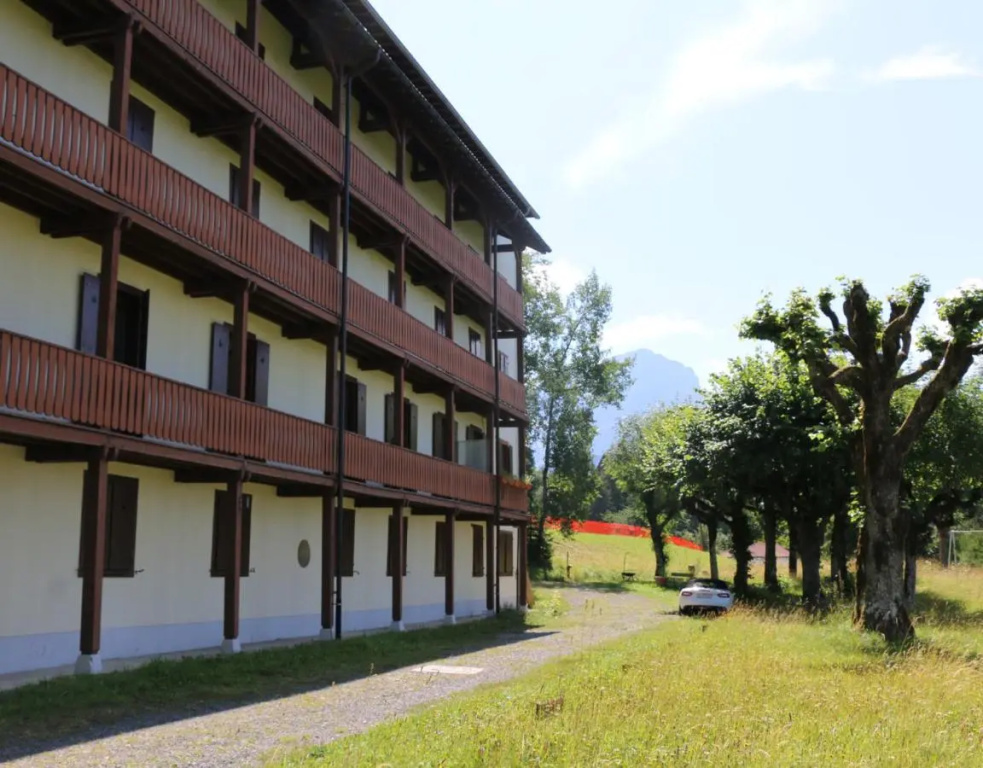 Villars Lodge