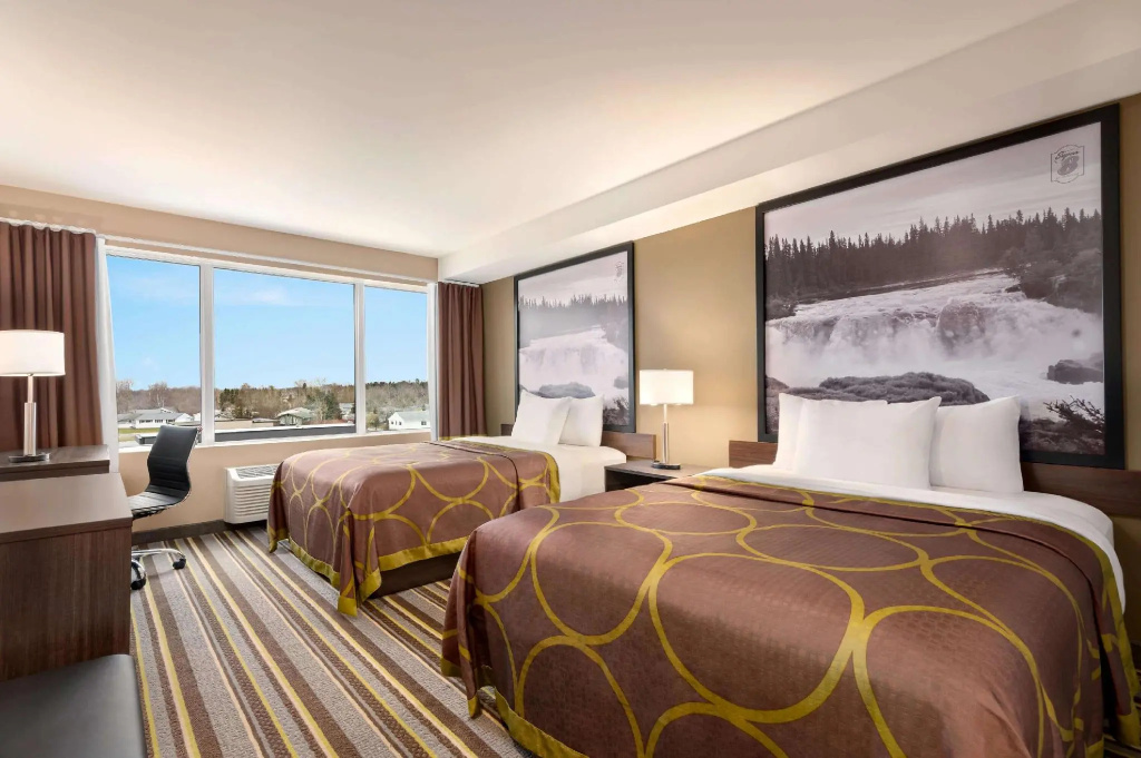 Quadruple Suite