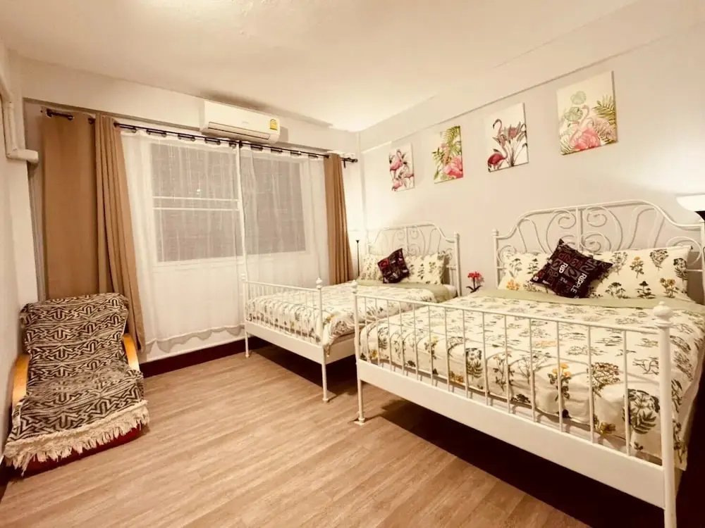 Premier room