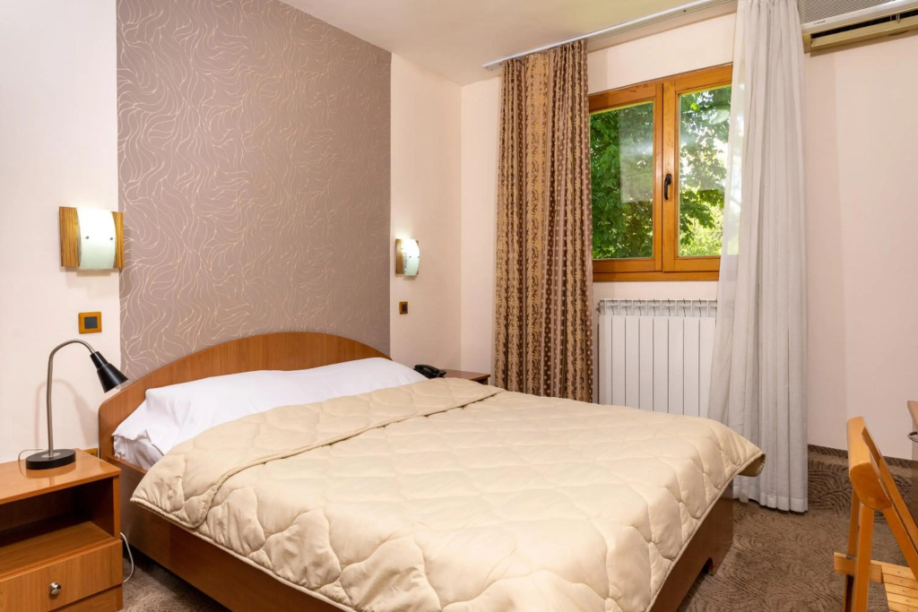B&B Kanet — 2