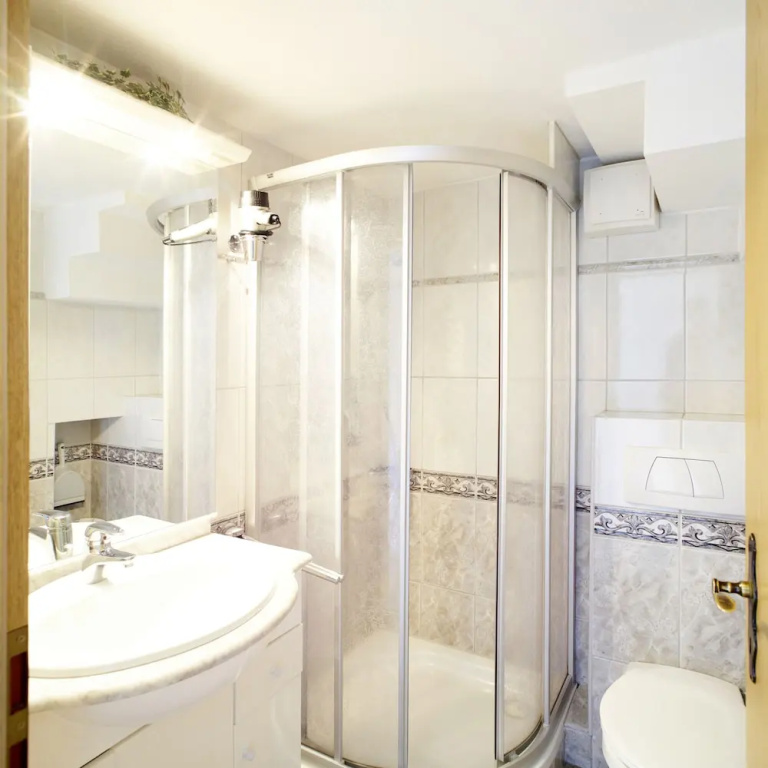 1 Bedroom Comfort Apartment with balcony