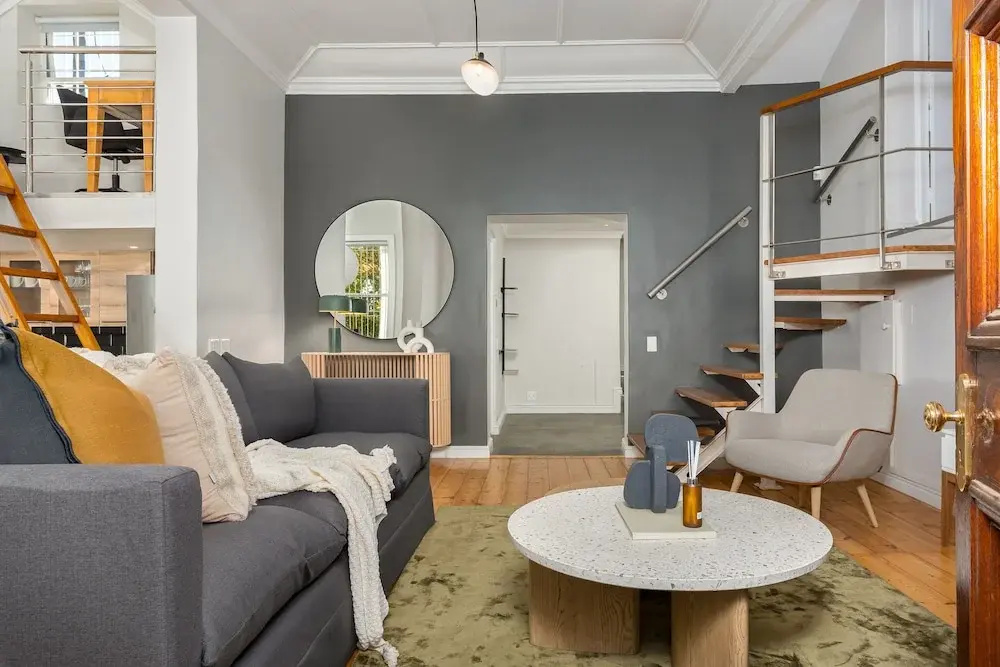 Luxury Apartment with balcony