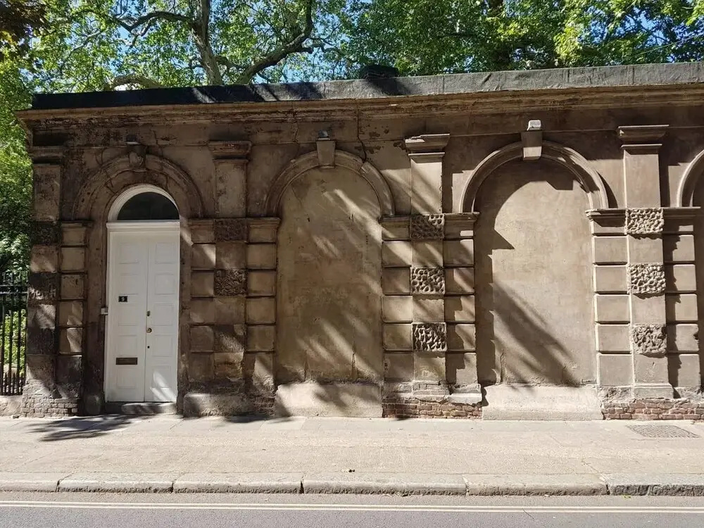 Fantastically Unique House for 3 With Large Garden