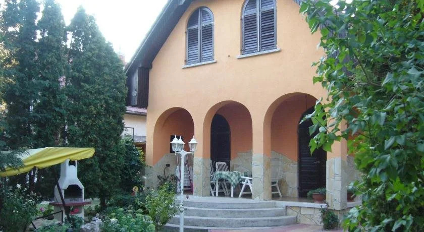 Almavilla - фото 9