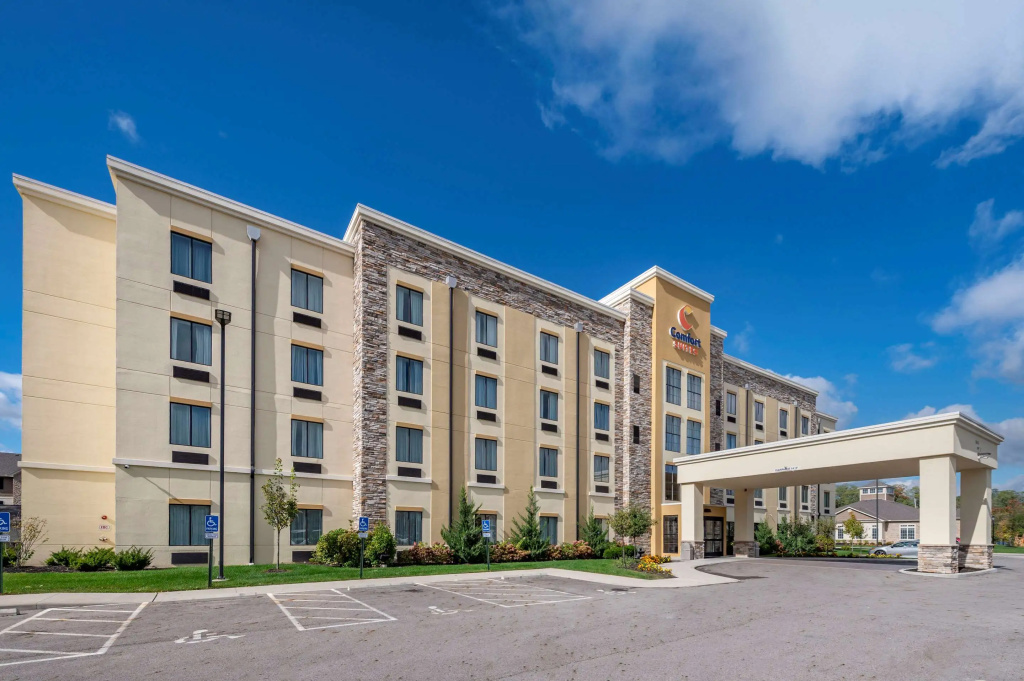 Comfort Suites Columbus Airport