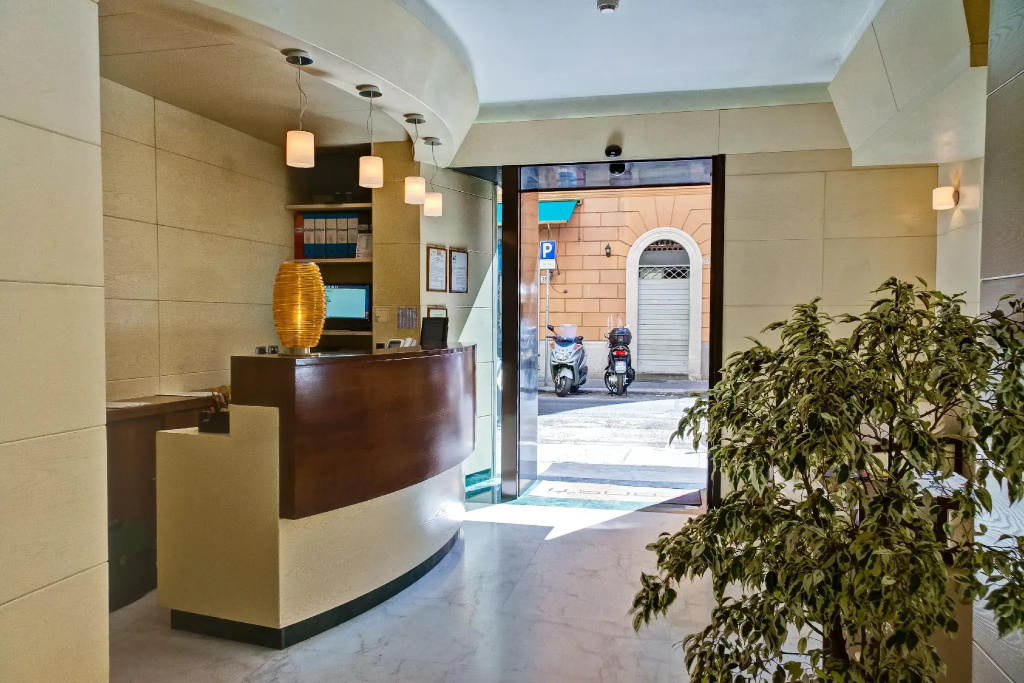 Hotel photo 2