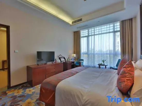 Executive Triple Suite