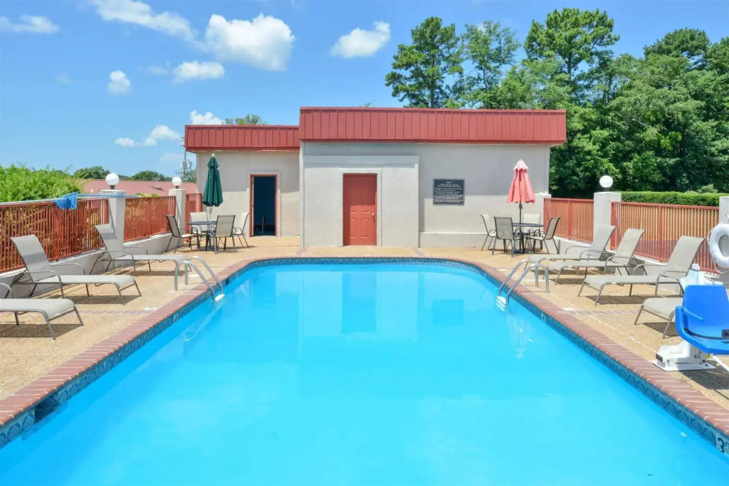 Americas Best Value Inn Batesville - фото 25