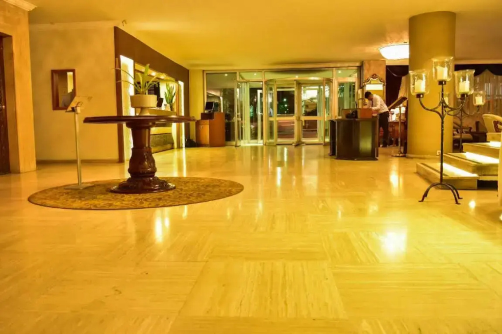 Hotel photo 10