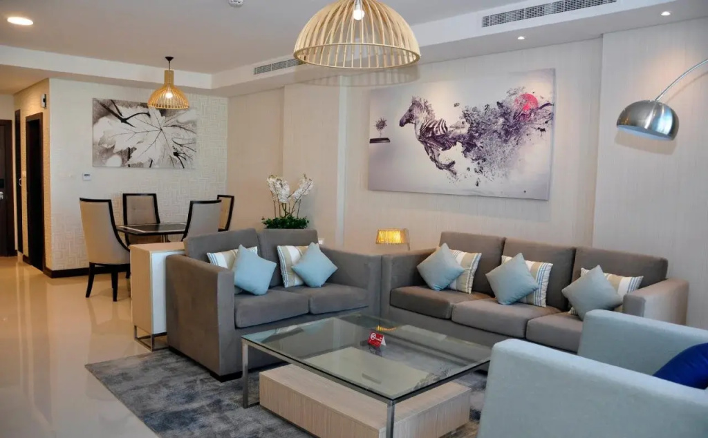 Lobby & Reception