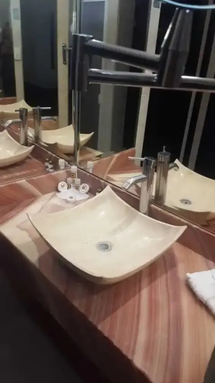 1 Bedroom Family Suite