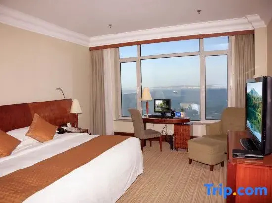 Deluxe Double room with ocean view (full double bed)