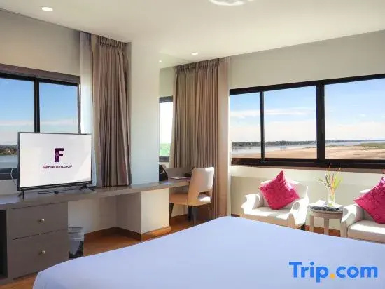 Fortune River View Hotel Nakhon Phanom - Chambres