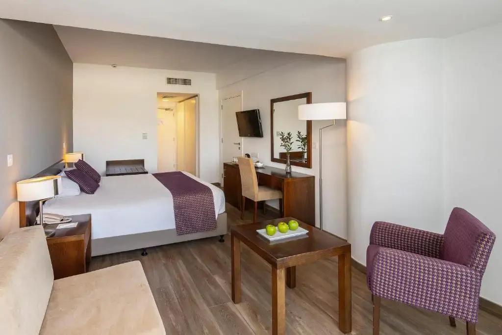 Crystal Springs Beach Hotel - Chambres