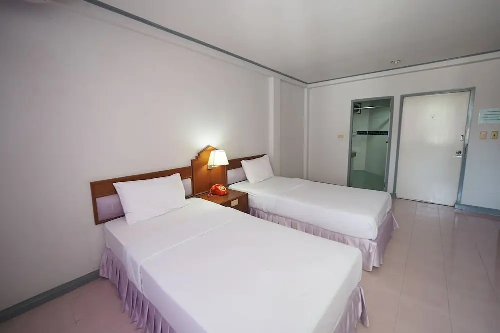 Двухместный номер Standard 2 отдельные кровати в Pachara Hotel and Restaurant