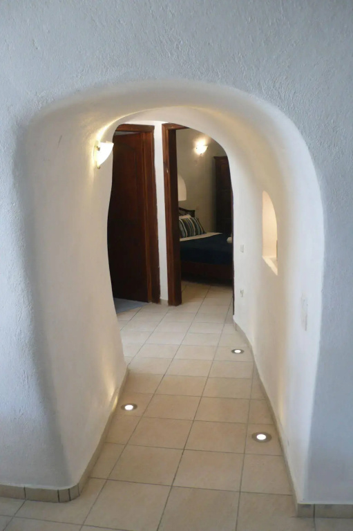 Iridanos Cave House - Général