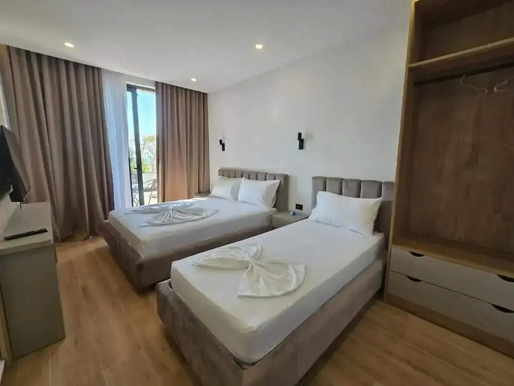 Standard Triple room with balcony and with sea view