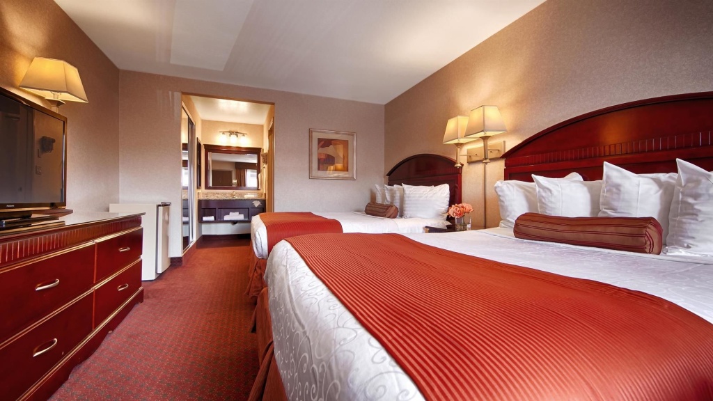 Отель Best Western Pasadena Inn в Лос-Анджелесе