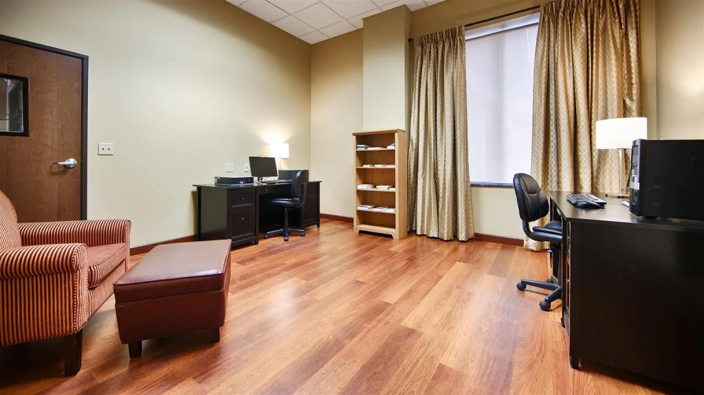 Lobby & Reception