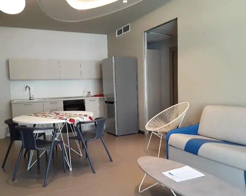 Suite with balcony and with pool view