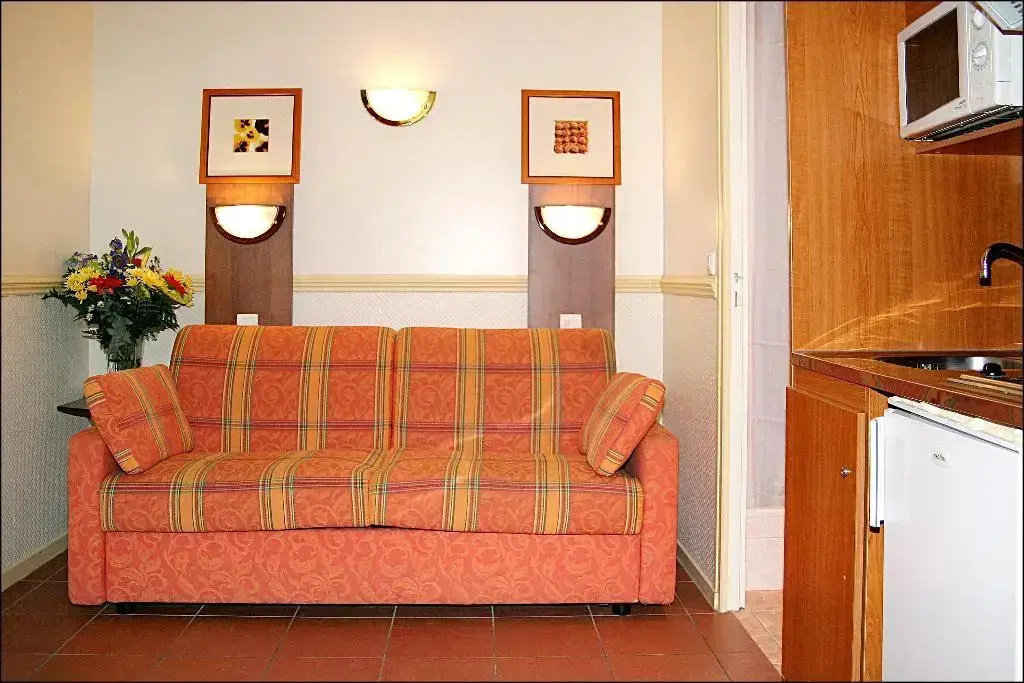 Hotel photo 12