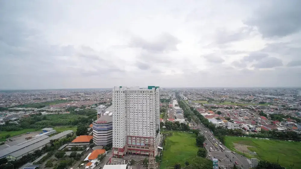 Comfortable Stay and Good Place Studio at Bale Hinggil Apartment