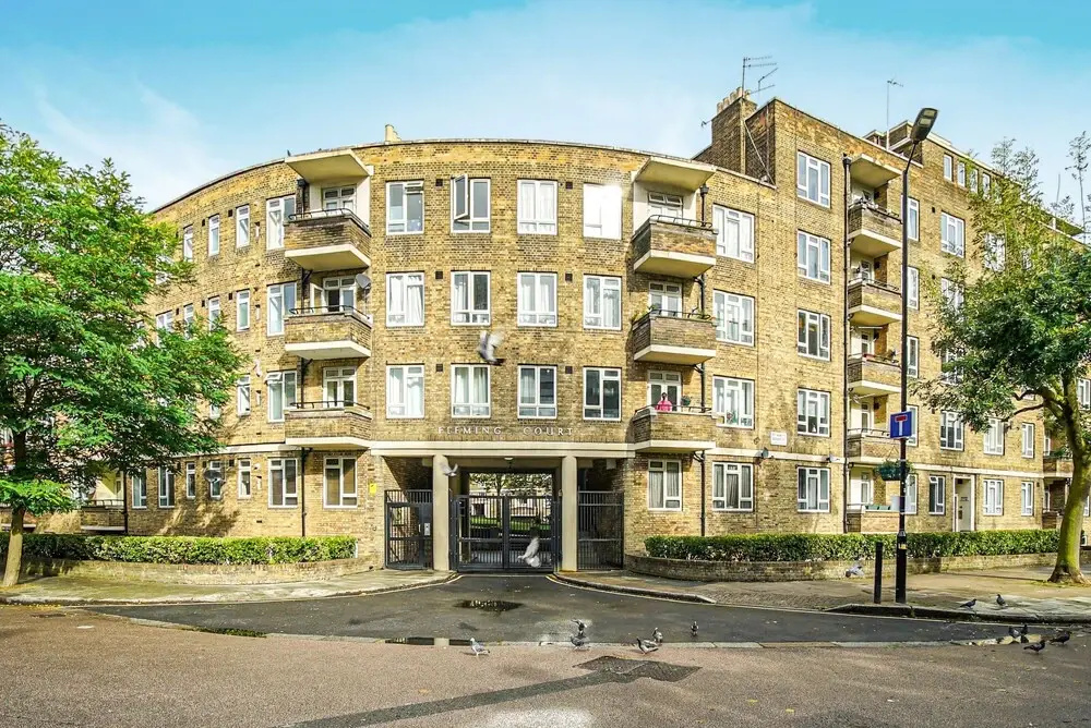 Paddington Station 2BR City Apartment