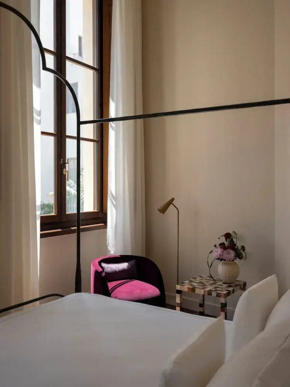 Superior Double room (full double bed)