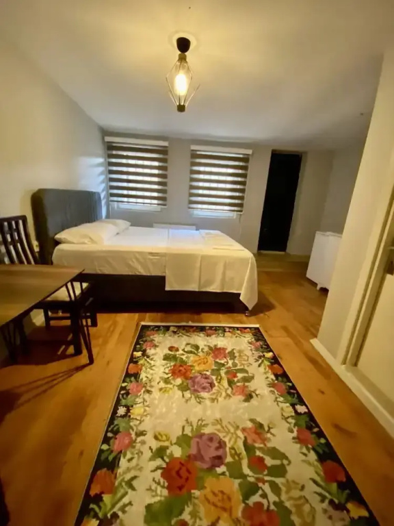 Royal room