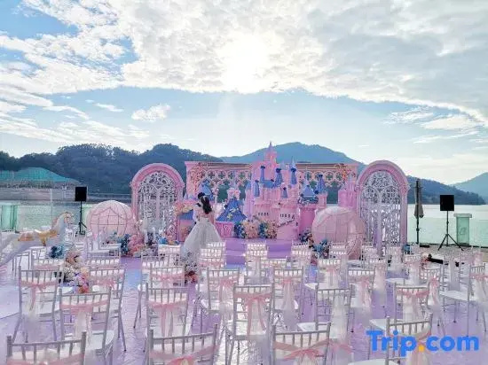 Baihua Resort Hotel