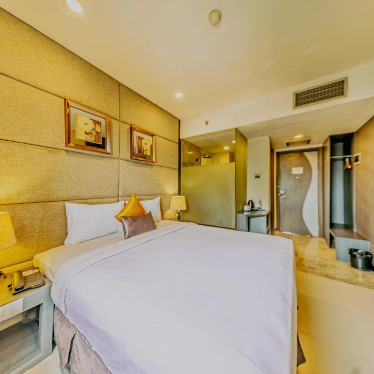 Hotel photo 30