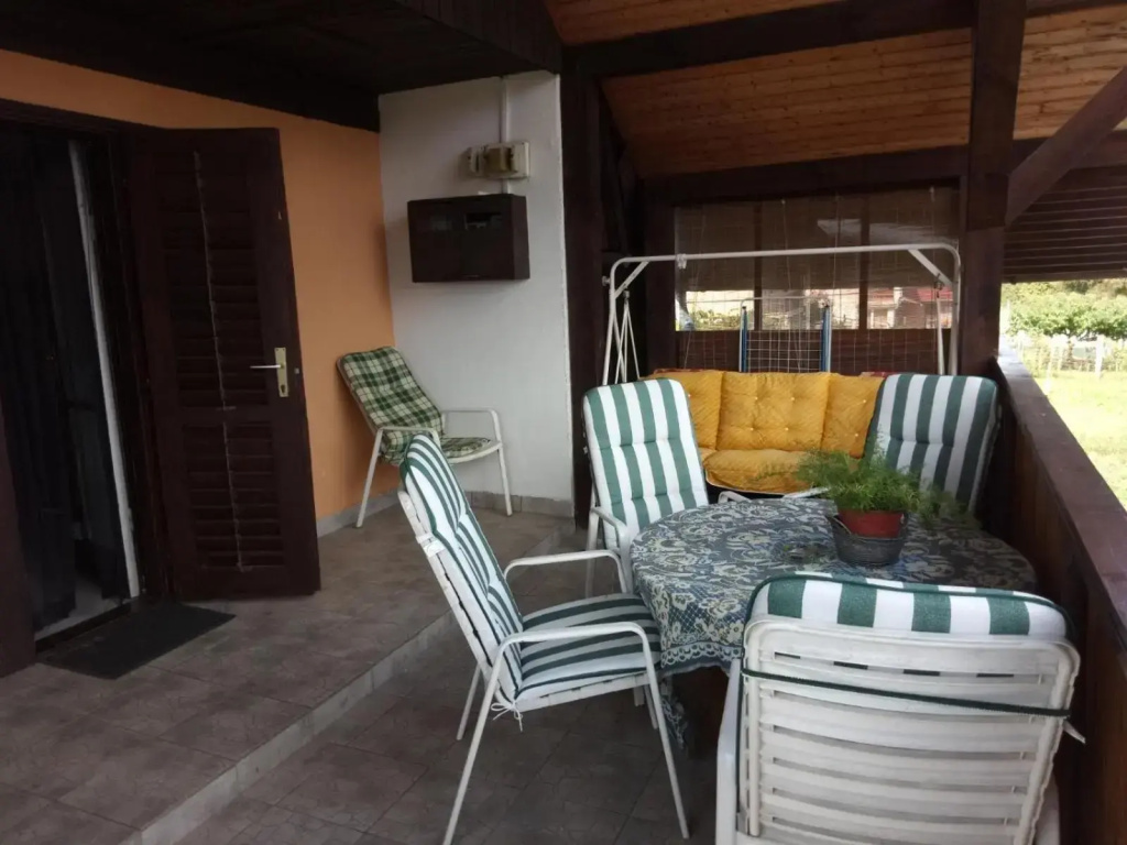 Karos Centrál Apartmanház