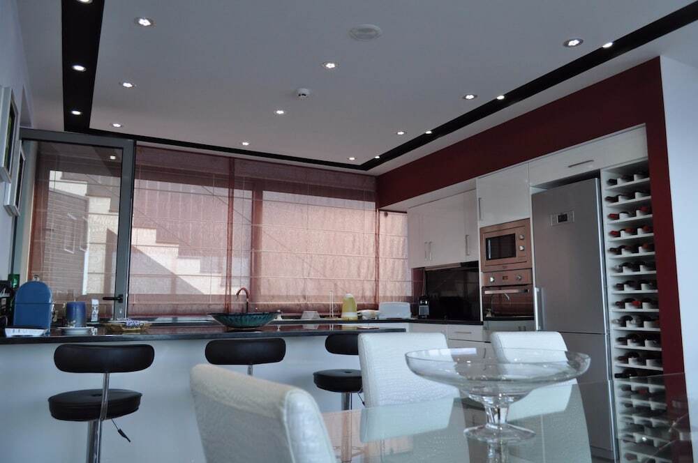 gallery_image_hidden_21