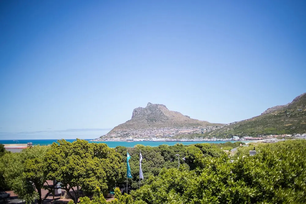 dk villas 1 Harbour View Hout Bay
