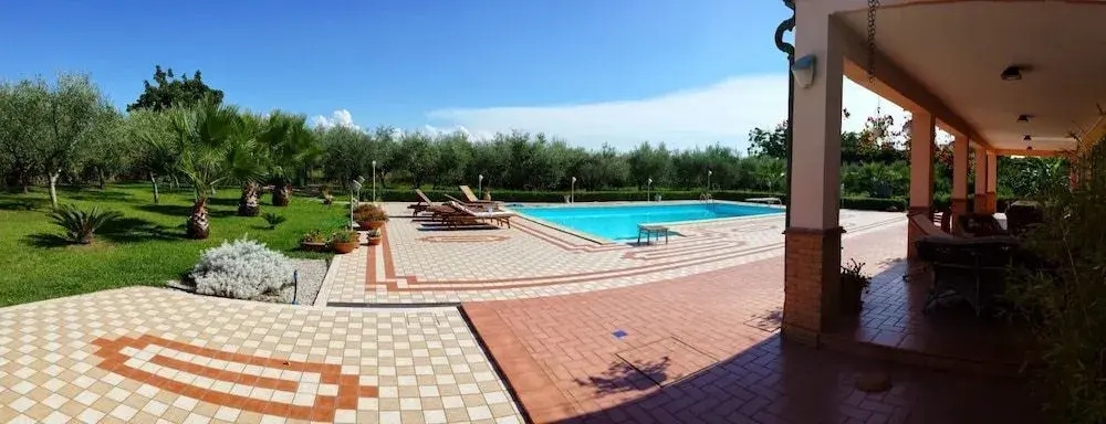 B&B Spineta Pool - фото 11