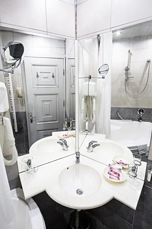 Hotel photo 32