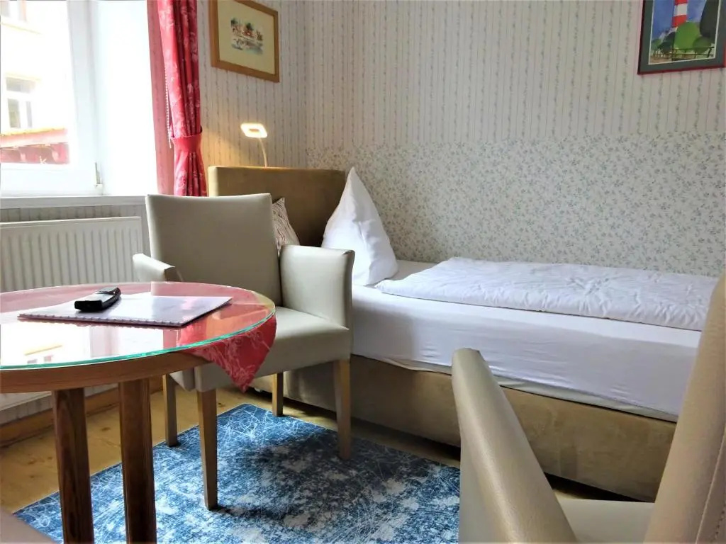 Pension Zur Fhrbrcke - Chambres