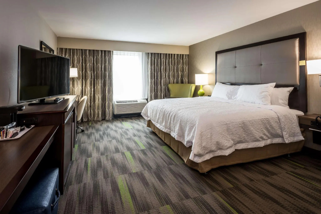 Standard Double room (full double bed)