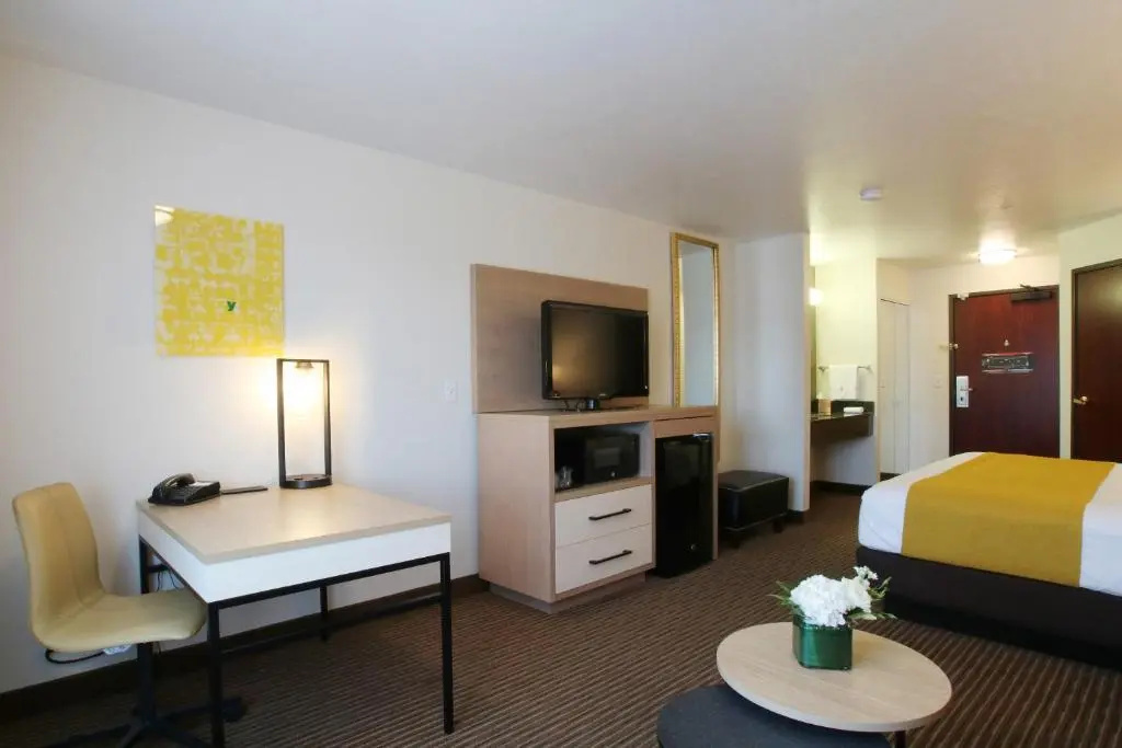 Oxford Suites Spokane Valley - Chambres