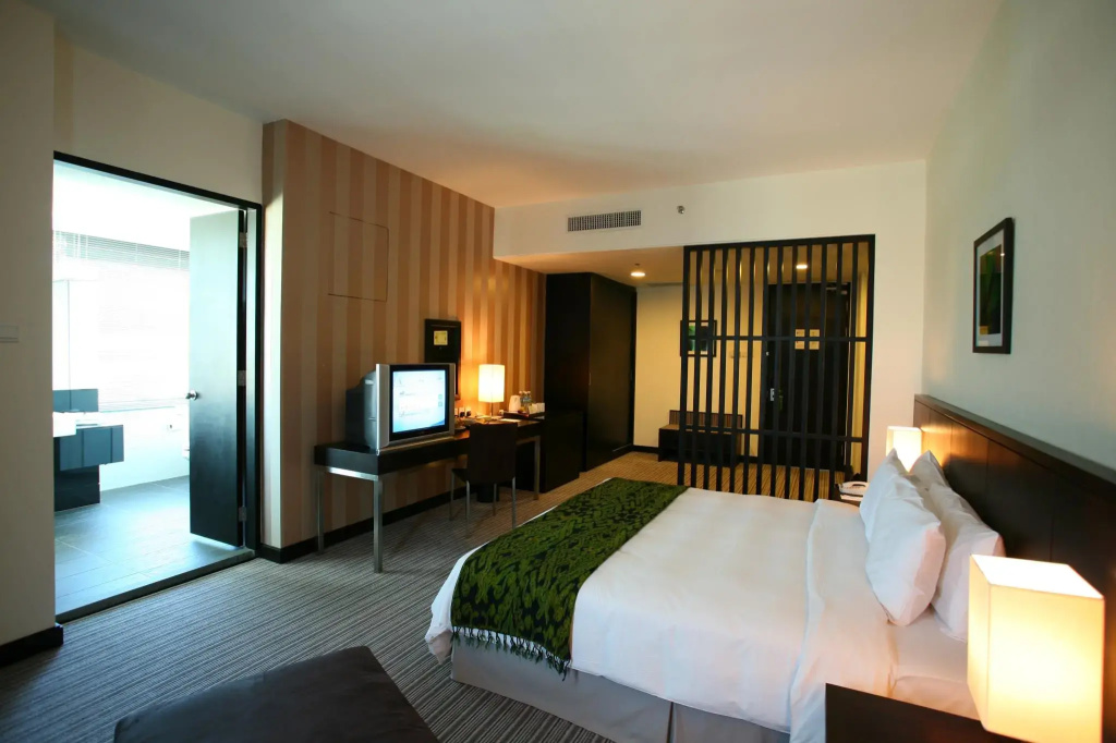 Double Junior Suite (full double bed)