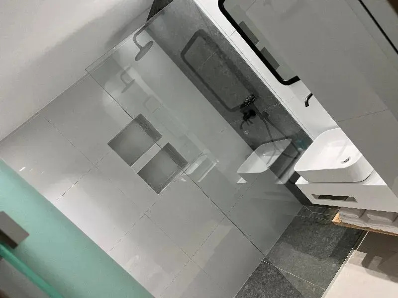 Deluxe Double room with balcony (full double bed)